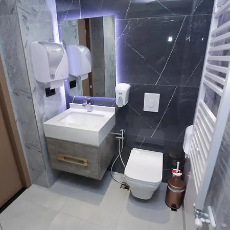 Comfort By Rezidence In 4* Tirana