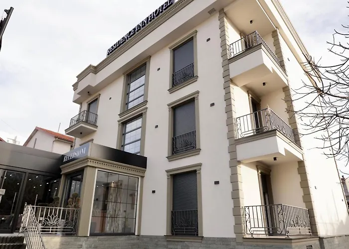 Hotel Comfort By Rezidence In Tirana